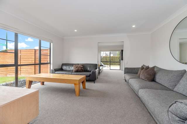 27 Scotsmoor Drive Wattle Downs_2