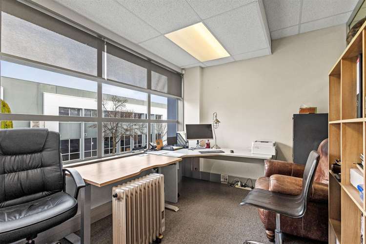 8/41 Sir William Pickering Drive Burnside_6