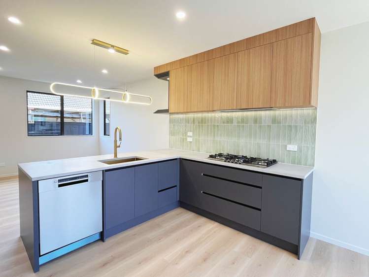 2/75 Ash Street_2