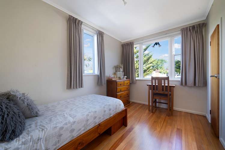 8 Geneva Place Blockhouse Bay_12