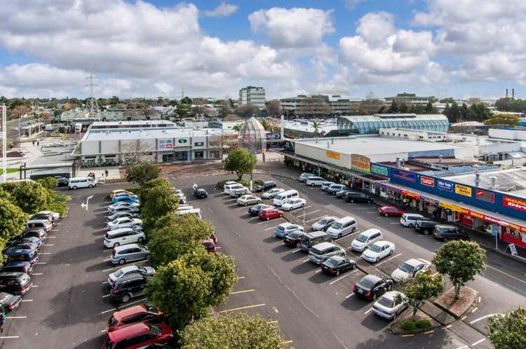 6 Fair Mall Otara_2