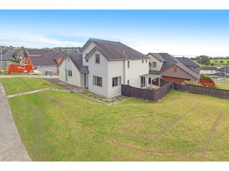 212 Alec Craig Way Gulf Harbour_0