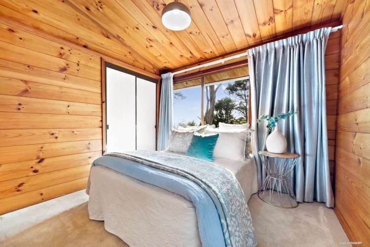 36 Highland Avenue Titirangi_10