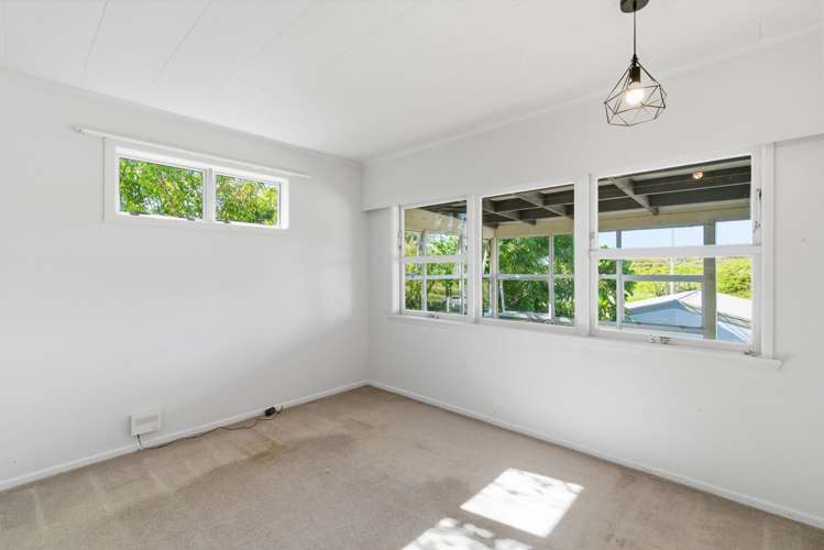 684 Papamoa Beach Road Papamoa Beach_13