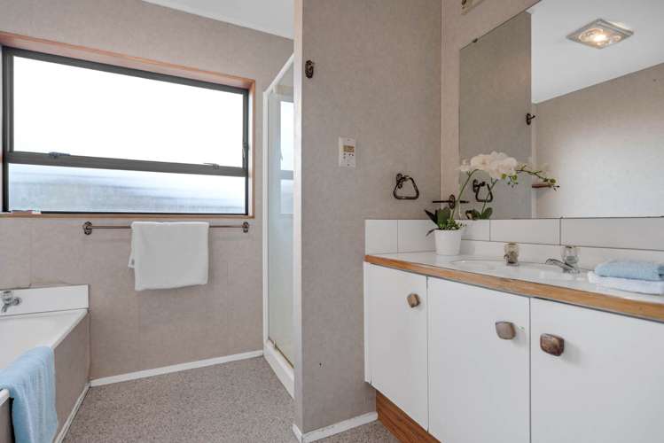 6 Dreadon Avenue Papatoetoe_12