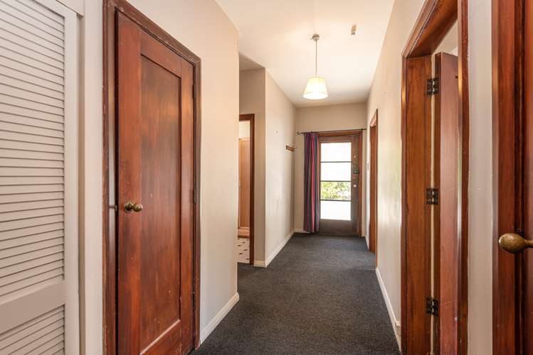 593 Ferry Road Woolston_9