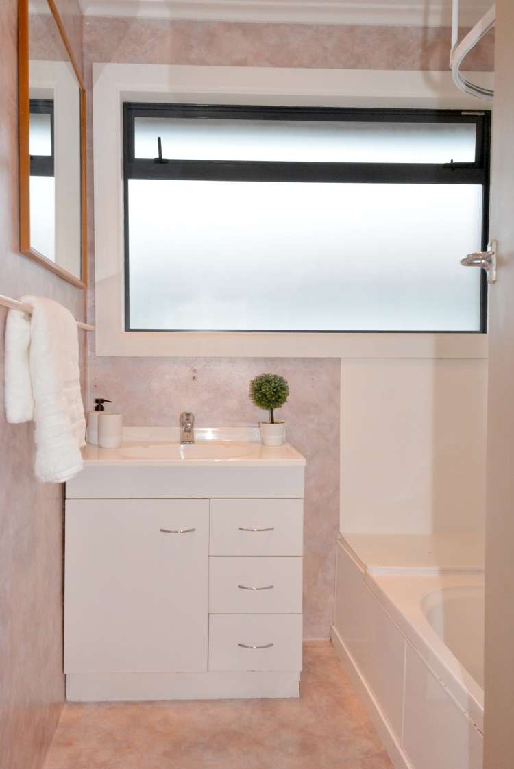 10 Carlyle Road Mosgiel_16