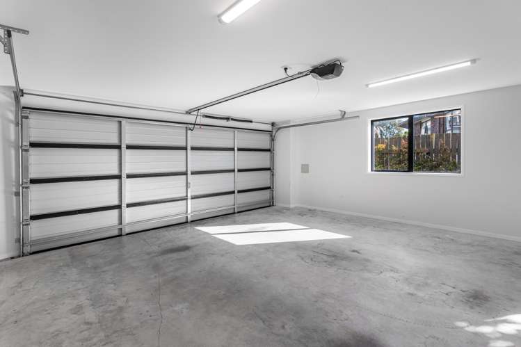 12A Rene Place Sunnyhills_19