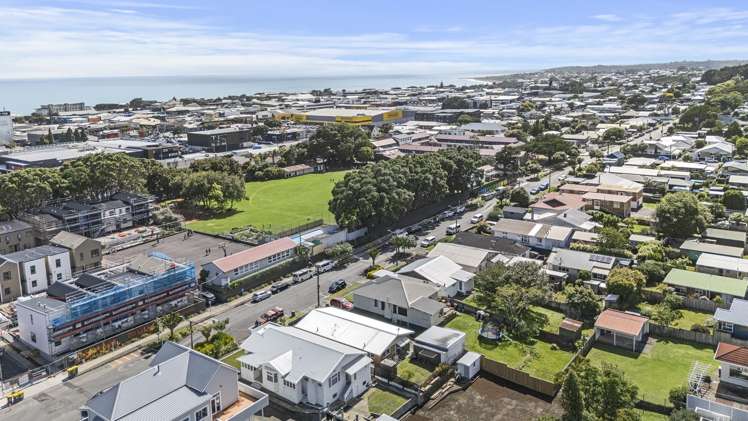 28B Pendarves Street New Plymouth_17