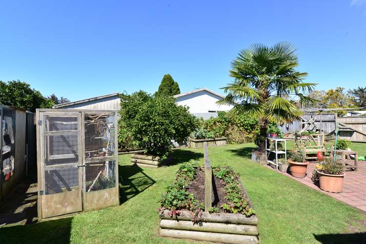 28 Rosalind Street Deanwell_12