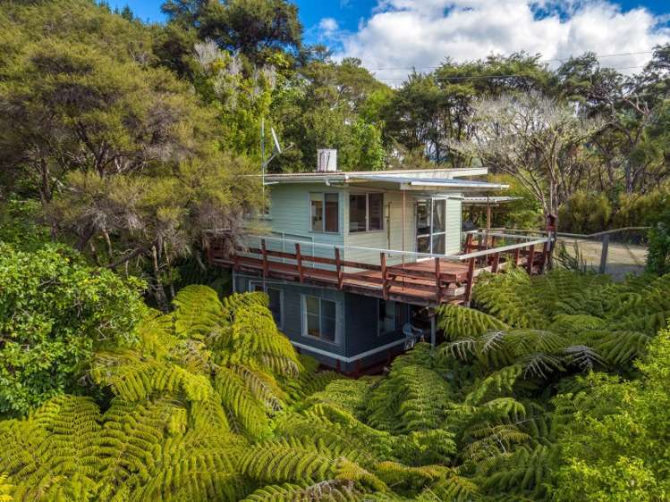 1679 Kenepuru Road Kenepuru Sound_13