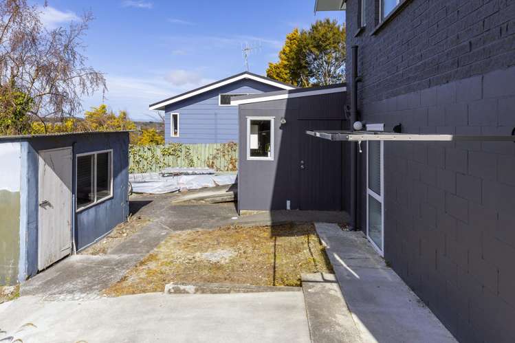 10 Armstrong Grove Hilltop_20
