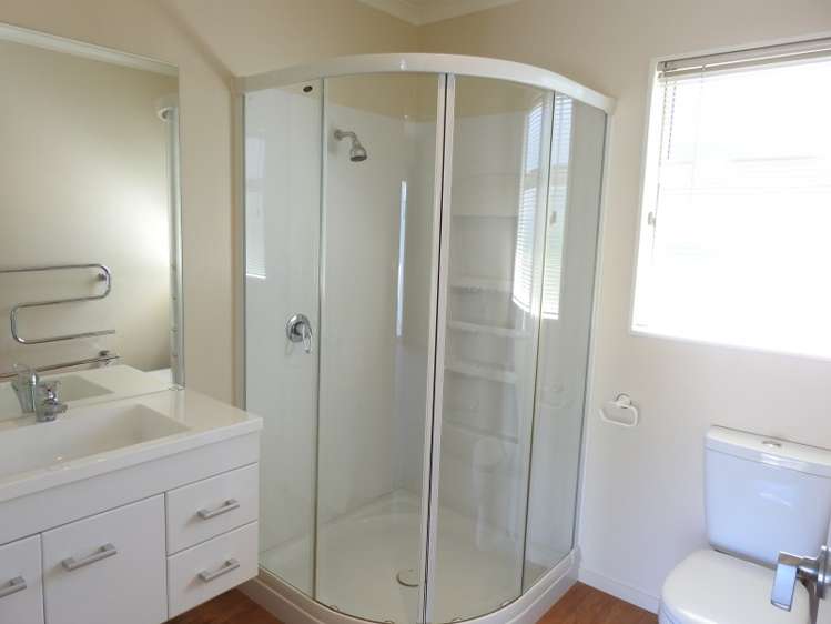 10 Windsor Drive Britannia Heights_9