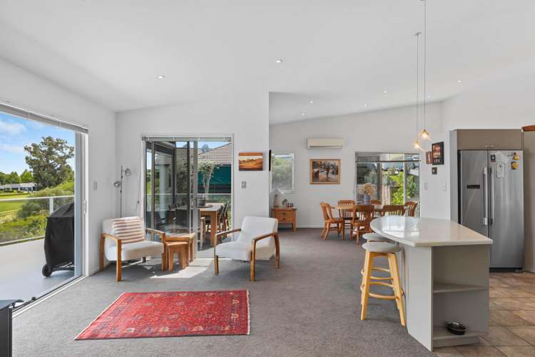 26 Pine Hill Rise Fairhall_11