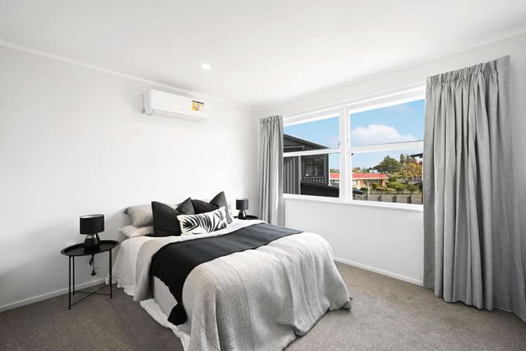 66 Lewis Street Glenview_10