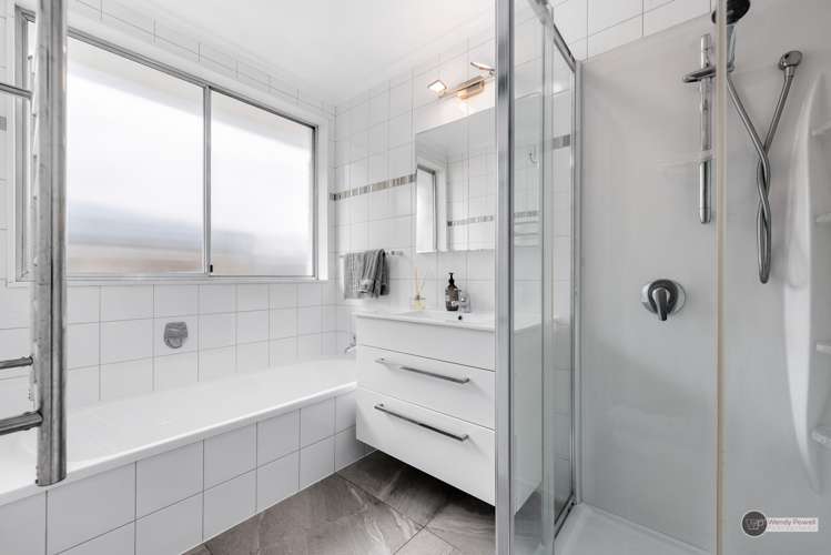 1/113 Knights Road Lower Hutt_10