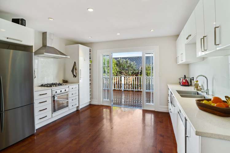 114 Birkdale Road Birkdale_10