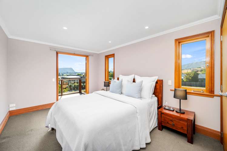 32 Old Station Avenue Wanaka_17