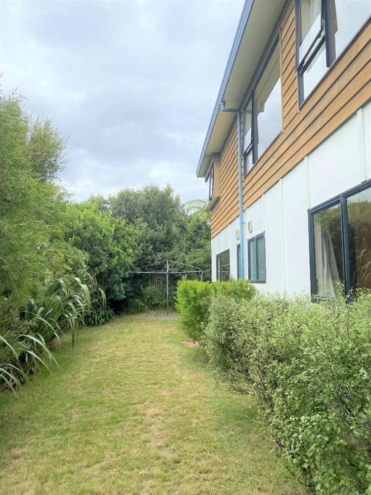 14 Ellwood Place Churton Park_17