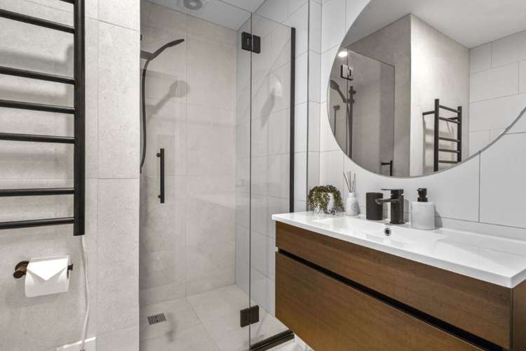 2/441 Madras Street Saint Albans_9