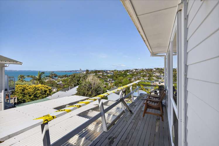 1/9 Colmar Road Mellons Bay_9