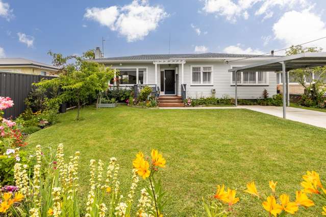 Charming Home, Steps Away From Taradale Schools