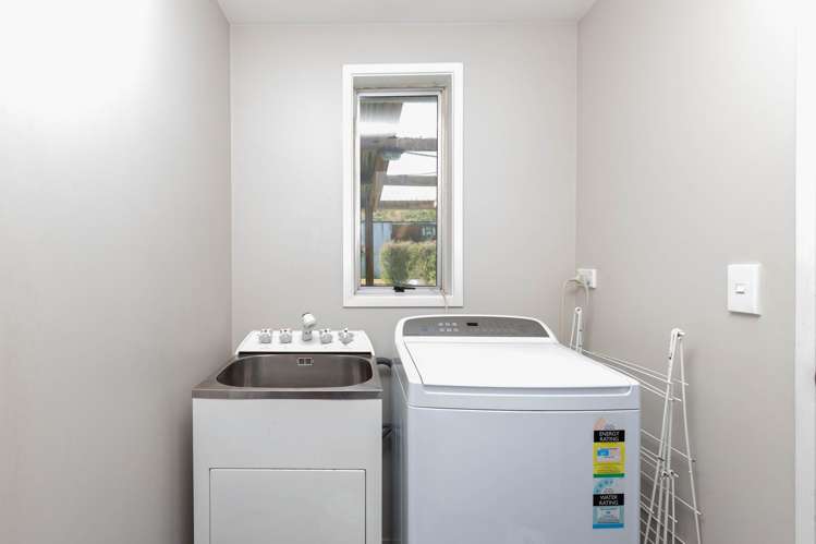 7 Croft Place Greymouth_21