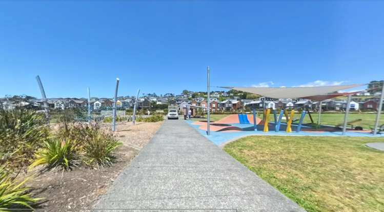 137 Bonair Crescent Silverdale_2