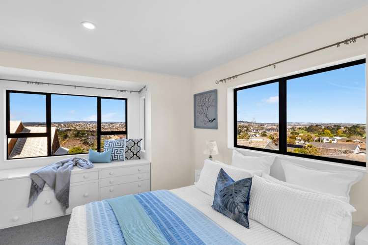 9 Cambric Place Botany Downs_17