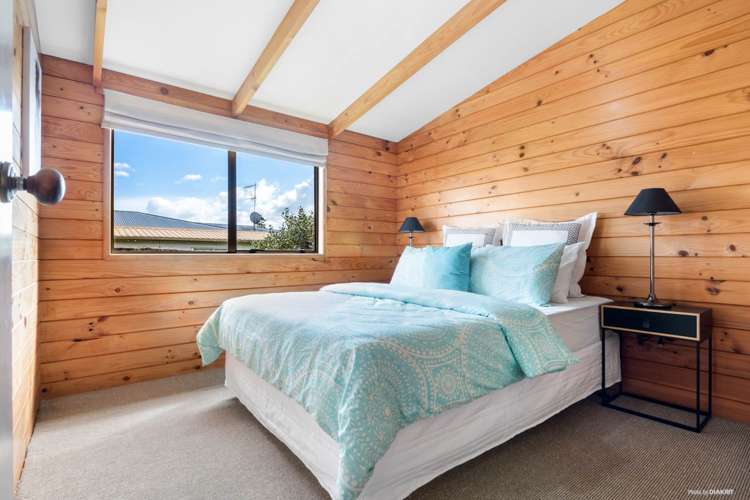 2/129 Moore Street Howick_7