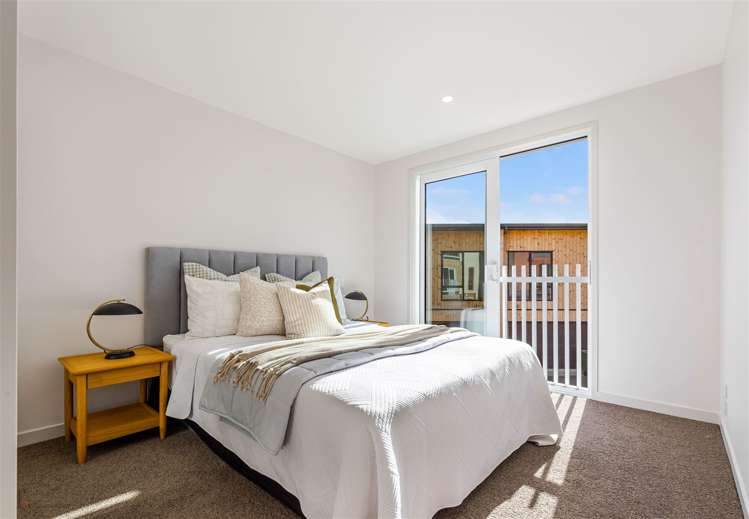 7/27b Hudson Bay Road Hobsonville_21