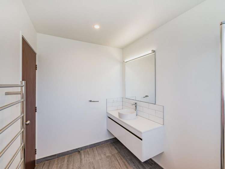 62a Mazengarb Road Paraparaumu Beach_18