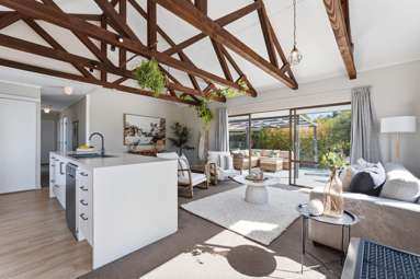 284 Dickson Road_1