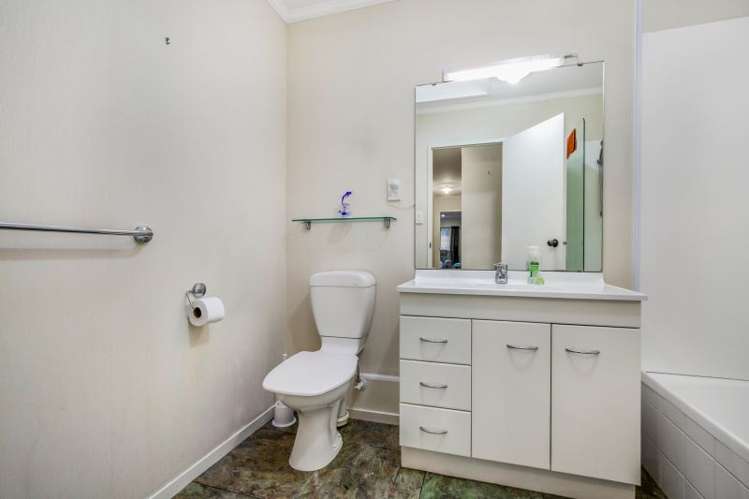 49 Sandwick Drive Manurewa_9