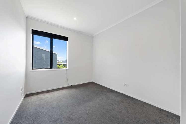 13 Te Aho Matua Road Hobsonville_11