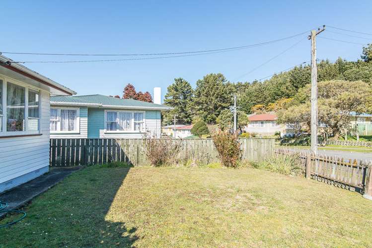 133 Sievers Grove Cannons Creek_5