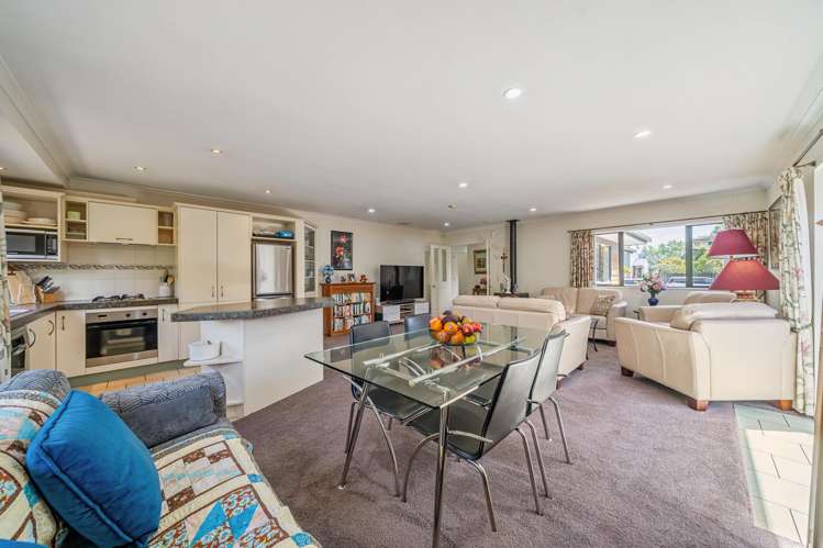 51 Fraser Crescent Elderslea_5