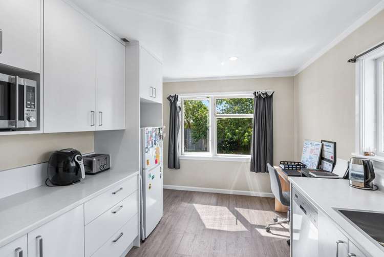 35 Ontario Place Wainoni_6