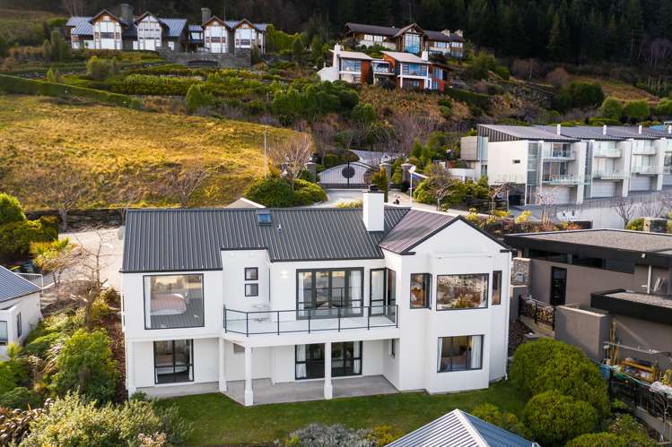 56a Belfast Terrace Queenstown_20