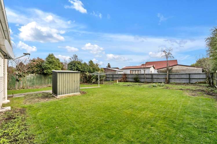 42 Pitcairn Crescent Bryndwr_24