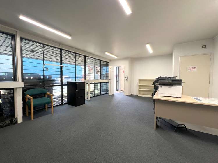 388D Church Street Penrose_3