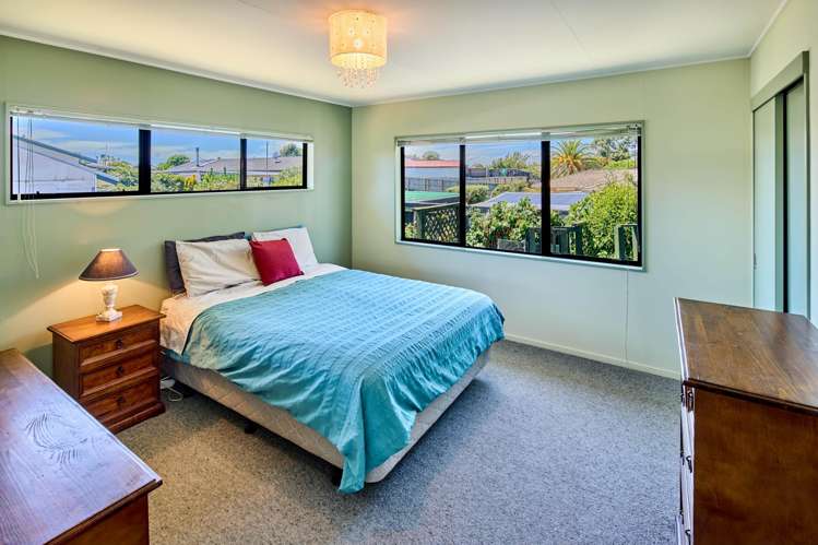 8 Ross Grove Paraparaumu_9