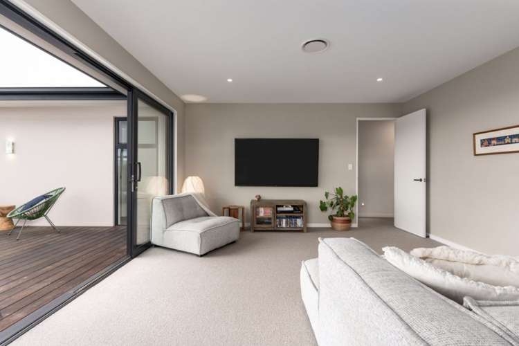 71 Halpin Drive Lincoln_13