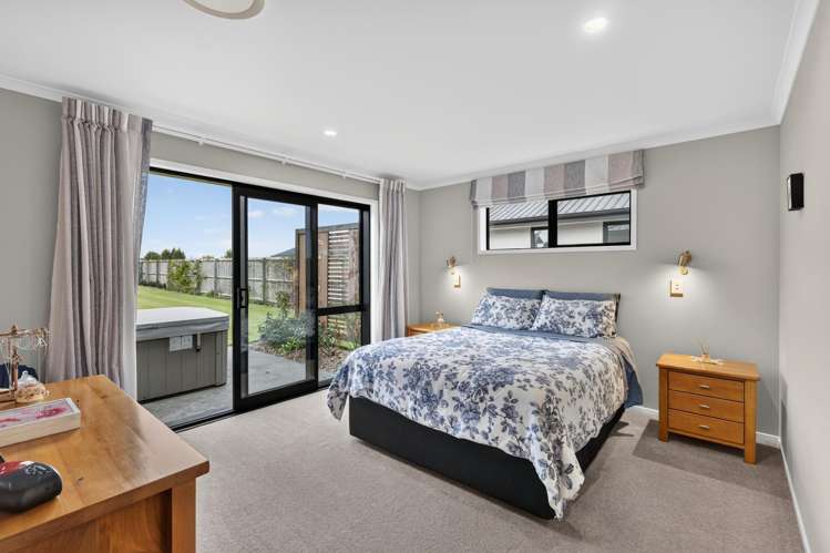 62 Graeme Foote Street Darfield_7