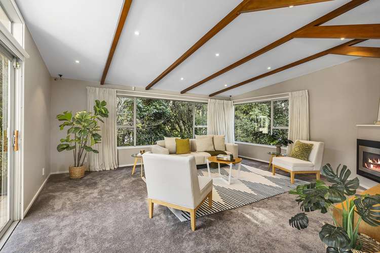 100 Larsen Crescent Tawa_14