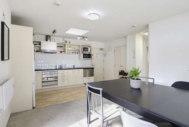 23/127 Molesworth Street Thorndon_3