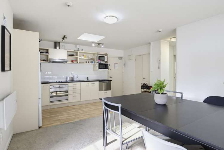 23/127 Molesworth Street_3