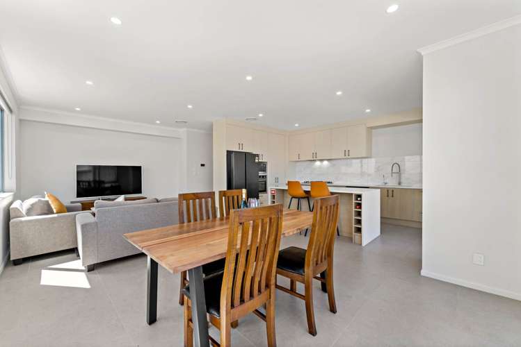 4 Hautoa Lane Flat Bush_9