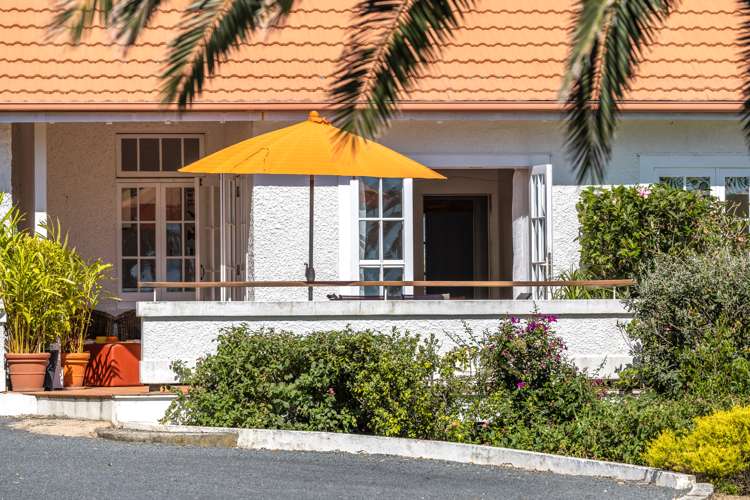 4/23 The Strand Onetangi_18