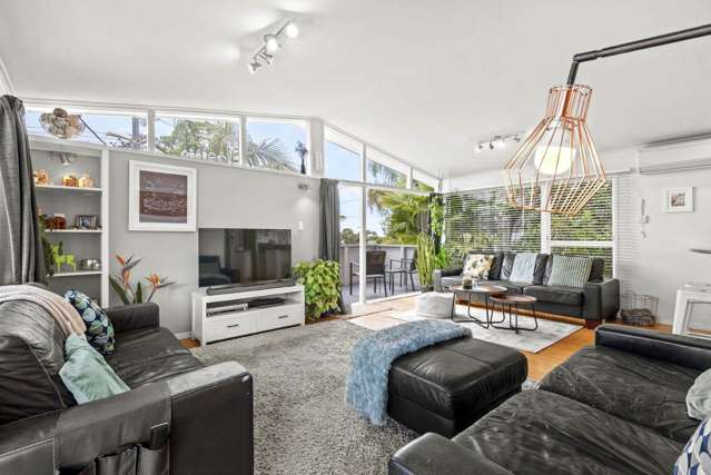 2 Lyons Avenue Murrays Bay_2